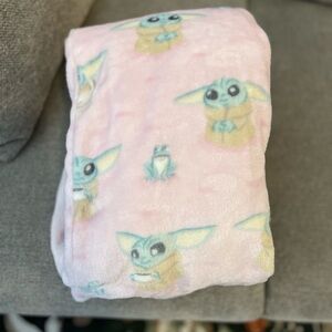 Yoda Starwars onesie in a size small